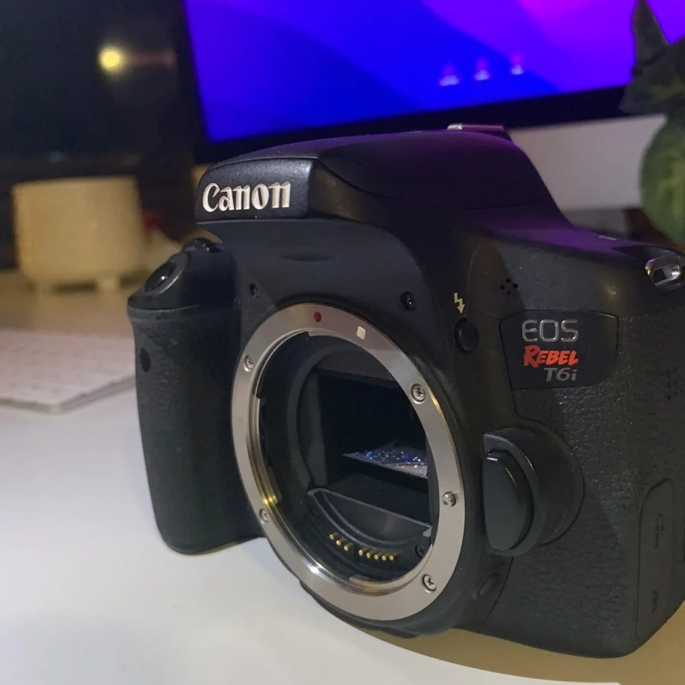 Canon t6i (Body Only)